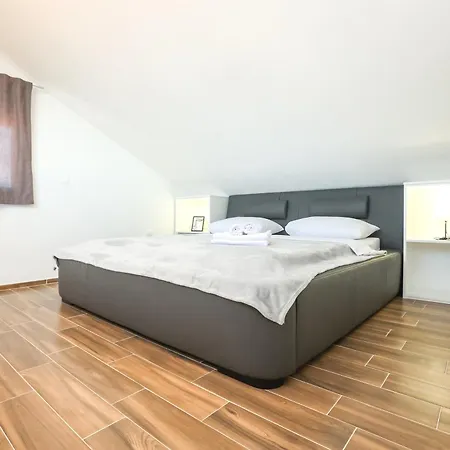 V&a Apartament Zadar